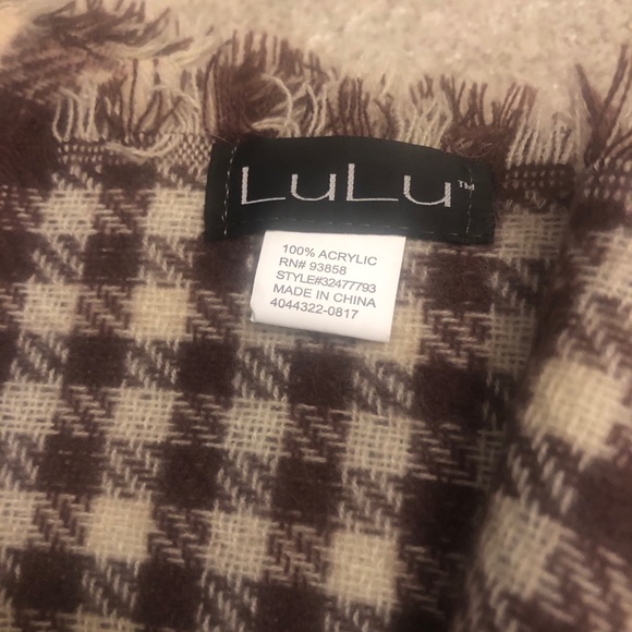 Blanket Scarf, Checkered - Brown and Tan, 36 x 78 - Picture 5 of 6